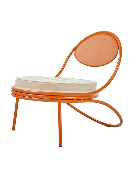 Copacabana Lounge Chair, international orange fra GUBI - 1 - Jacobsen Plus