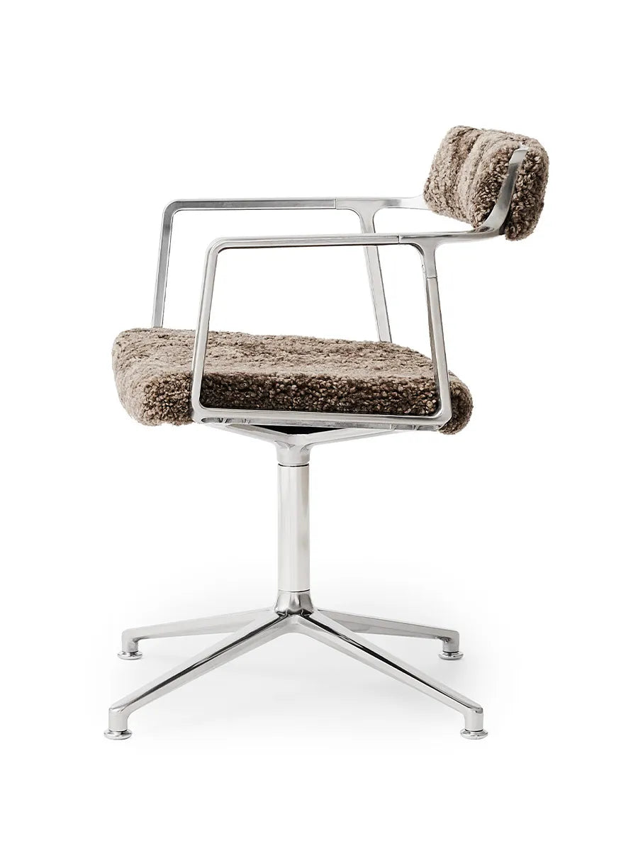 VIPP452 Swivel Chair, curly edition fra Vipp