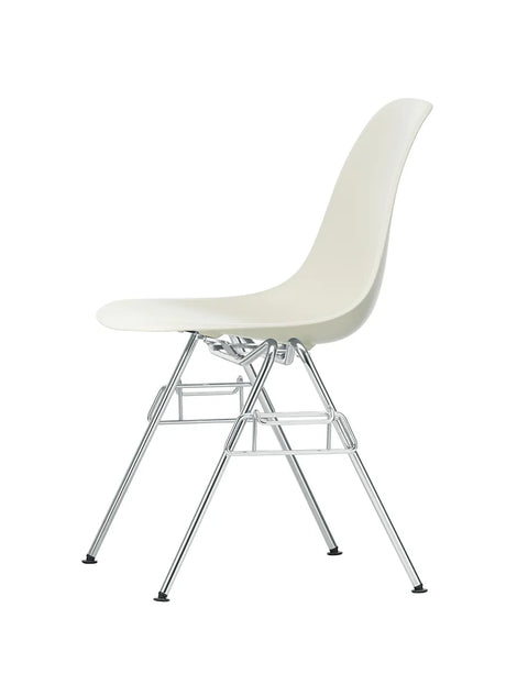 Eames Plastic Side Chair DSS, stabelbar fra Vitra - 1 - Jacobsen Plus