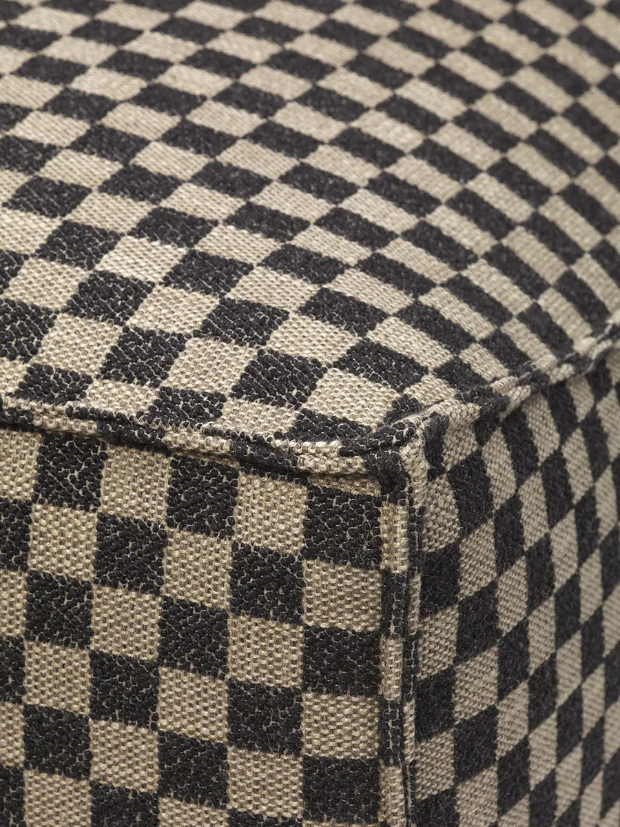 Catena Pouf L501 Check, sand/black fra Ferm Living - 2 - Jacobsen Plus