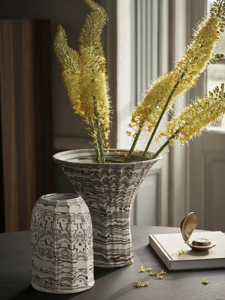 Clam Candle Holder fra Ferm Living - 2 - Jacobsen Plus