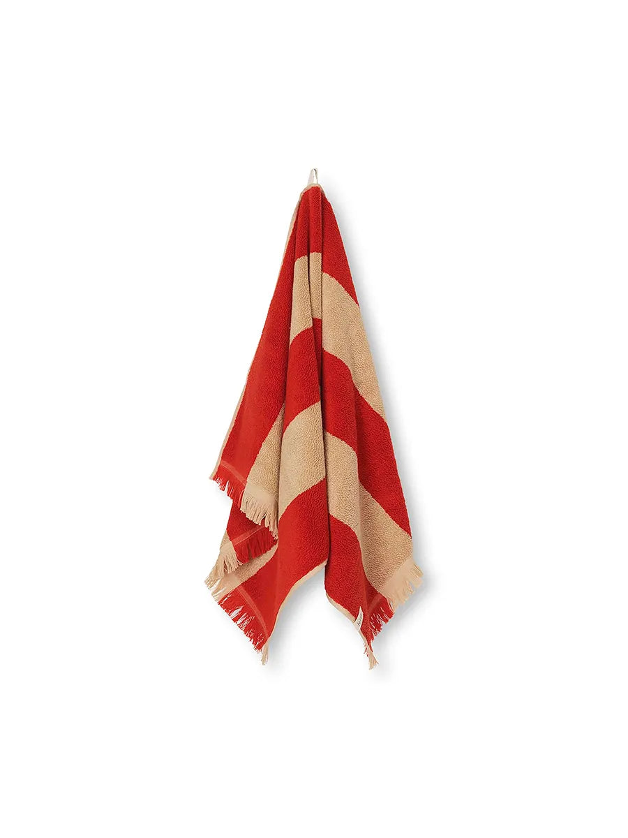 Alee Hand Towel, light camel/red fra Ferm Living - 1 - Jacobsen Plus