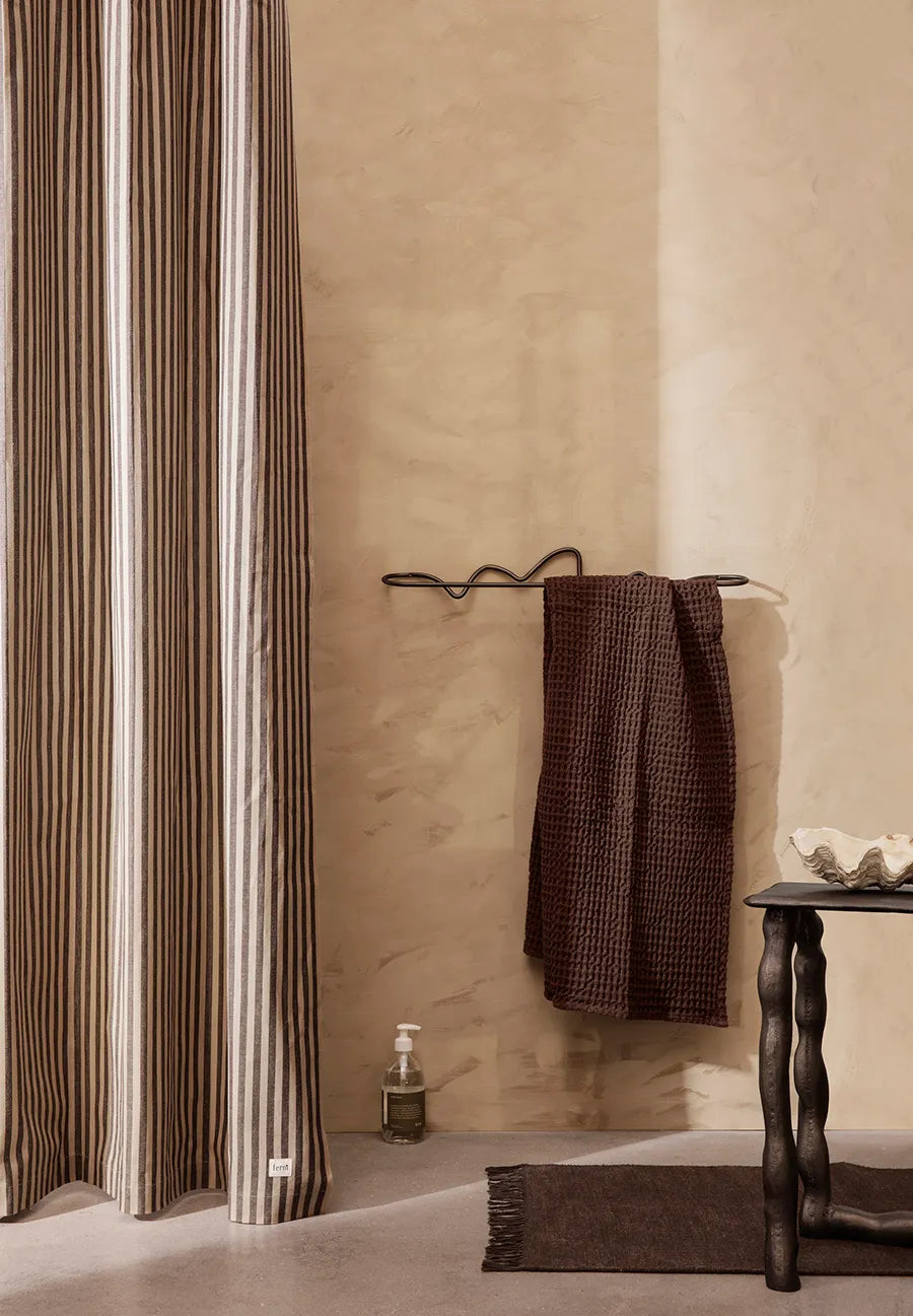Curvature Towel Hanger fra Ferm Living - 3 - Jacobsen Plus