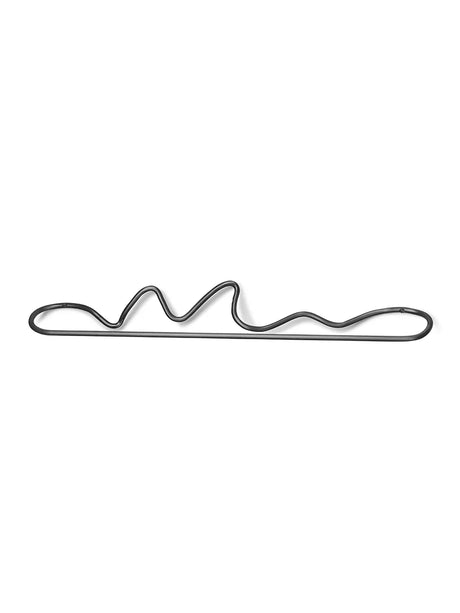 Curvature Towel Hanger fra Ferm Living - Black brass - Jacobsen Plus