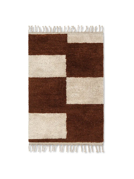 Mara Knotted Rug, small fra Ferm Living - Dark Brick-Off-White - Jacobsen Plus