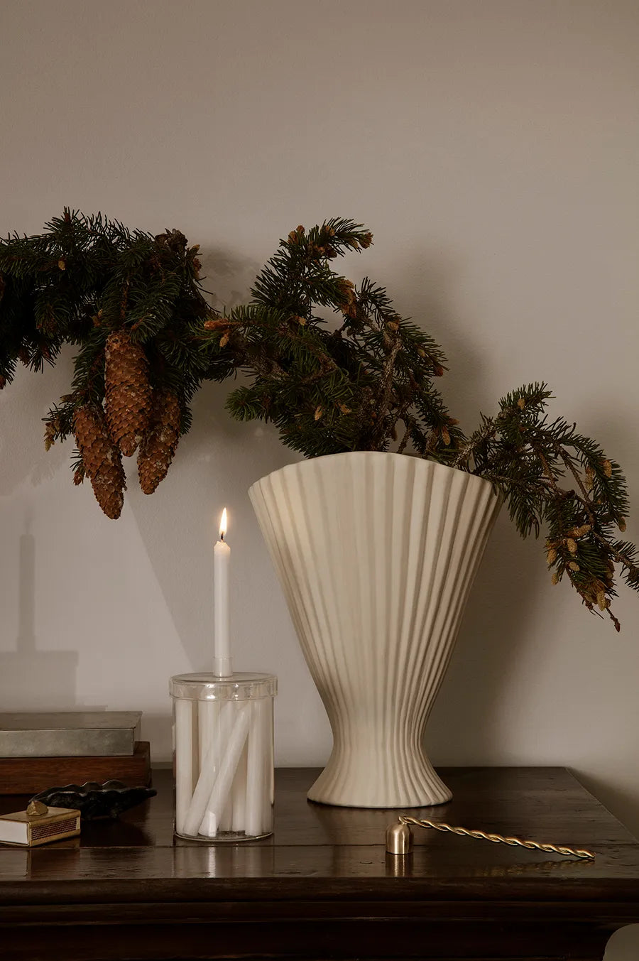 Fountain Vase fra Ferm Living
