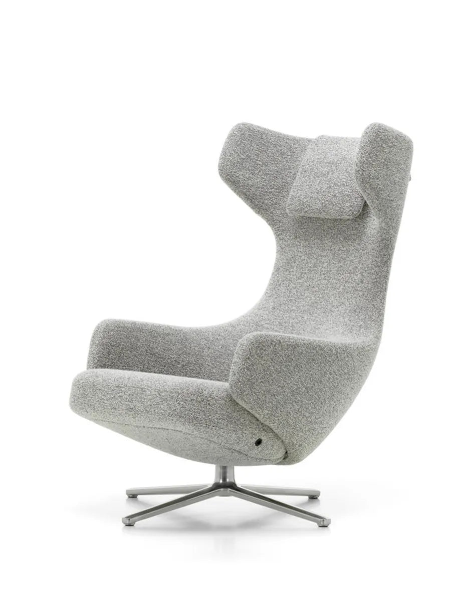 Grand Repos Lænestol, cream/dark brown fra Vitra