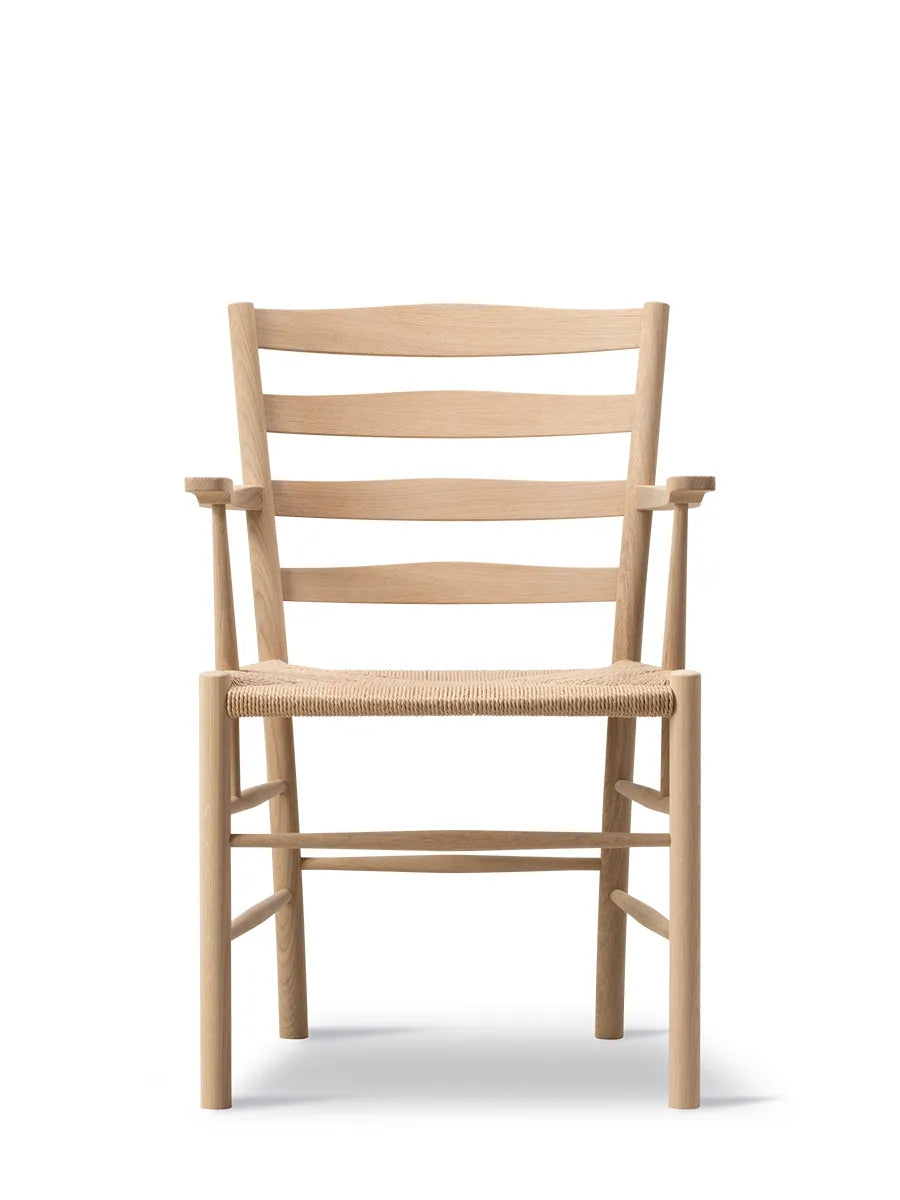 The Klint Armchair, sæbebehandlet eg fra Fredericia Furniture - 1 - Jacobsen Plus