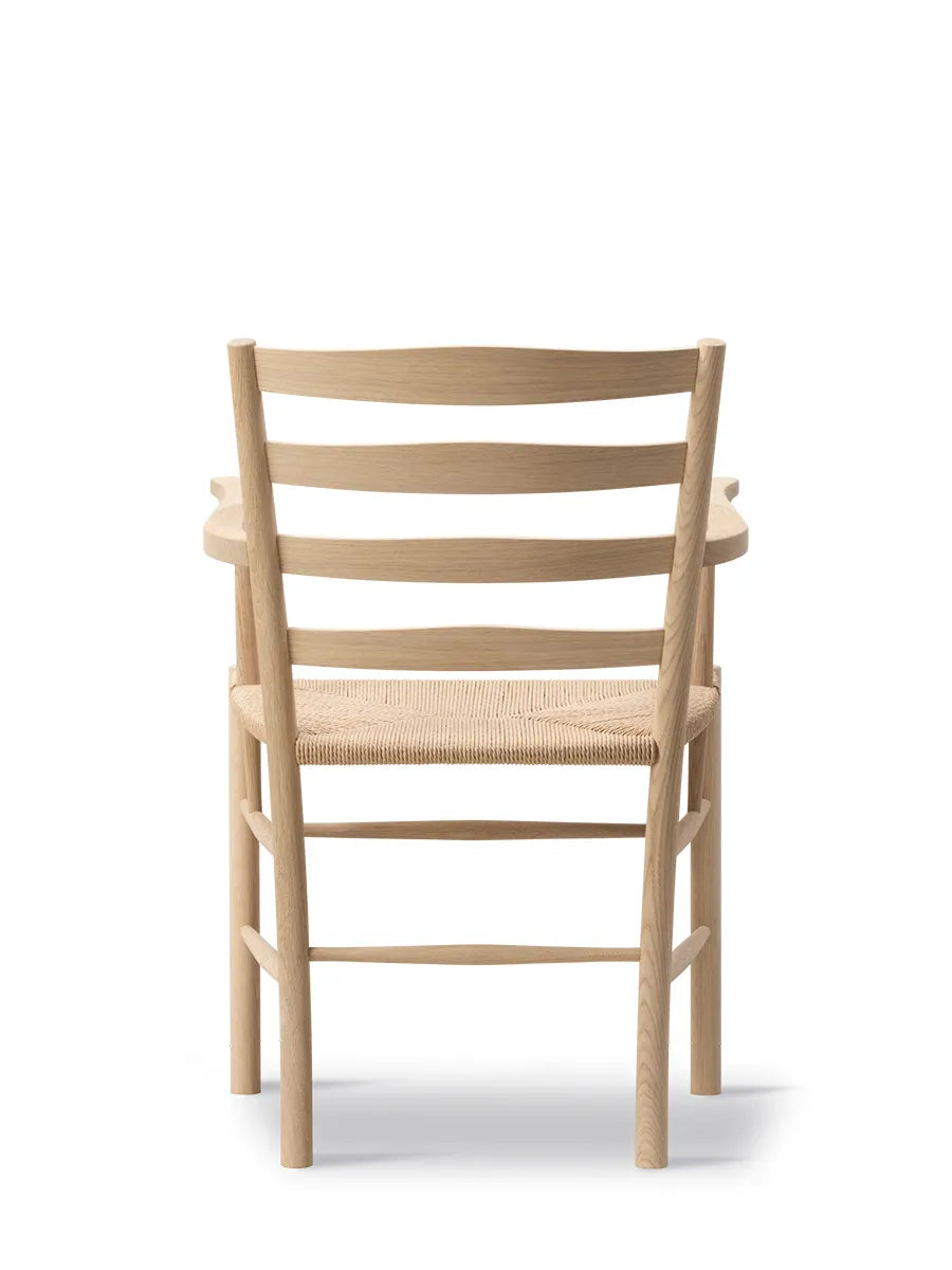 The Klint Armchair, sæbebehandlet eg fra Fredericia Furniture