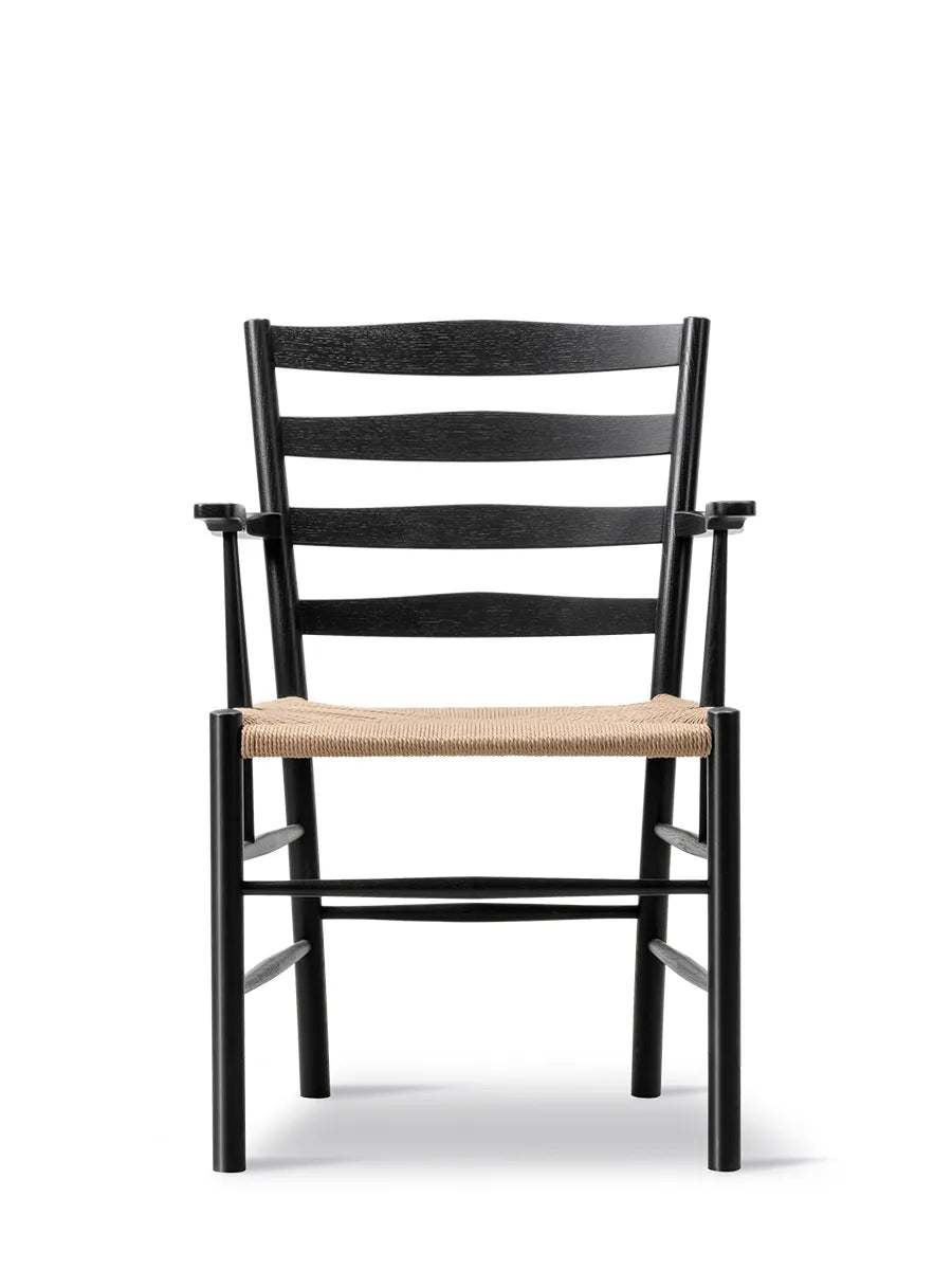 The Klint Armchair, sortlakeret eg fra Fredericia Furniture