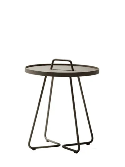 On The Move Sidebord fra Cane-line - Stor / Taupe - Jacobsen Plus