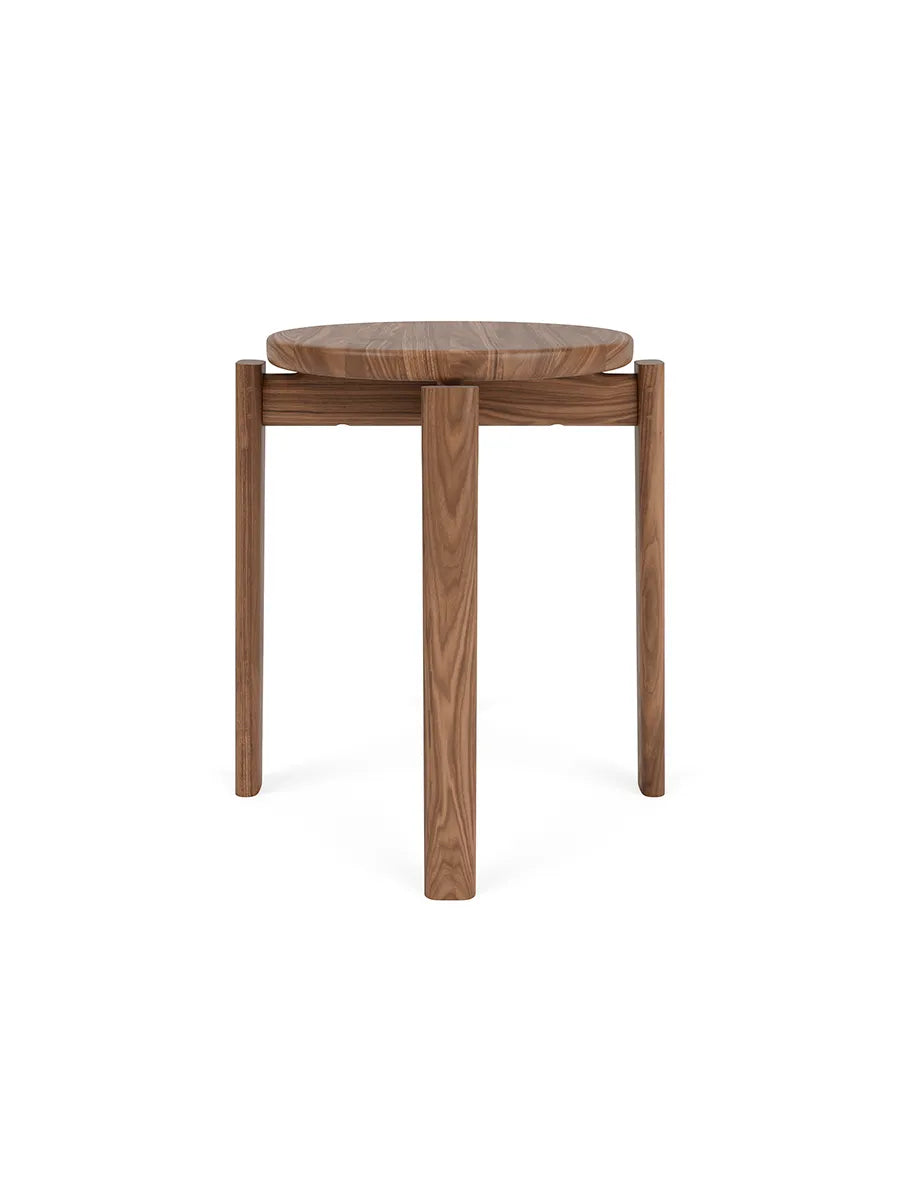 Passage Stool fra Audo Copenhagen - Walnut - Jacobsen Plus