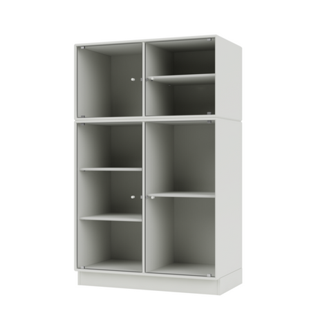 Ripple III Vitrineskab, inkl. sokkel fra Montana - Nordic / Sokkel 7 cm - Jacobsen Plus