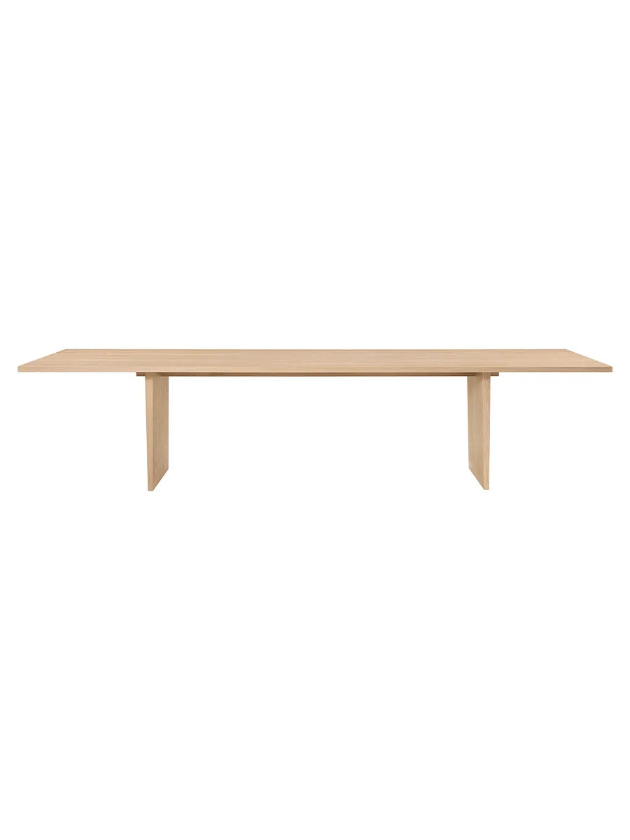 Private Dining Table, 320x100 cm fra GUBI - 1 - Jacobsen Plus