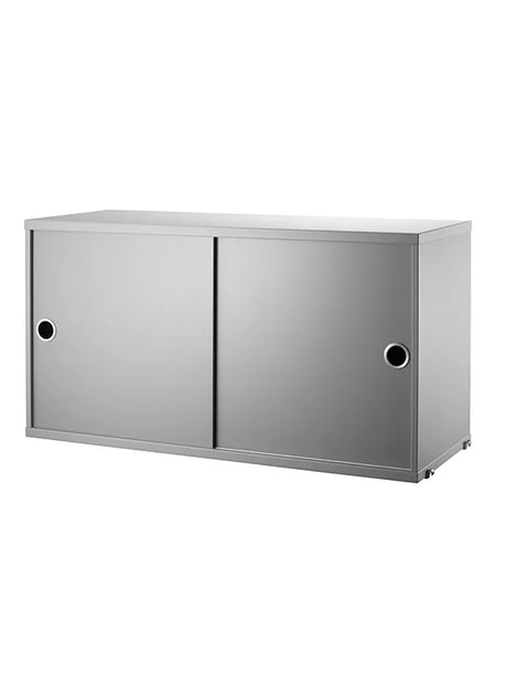 Skab m. Skydelåger fra String - Grå / B: 78 x D: 30 x H: 42 cm - Jacobsen Plus