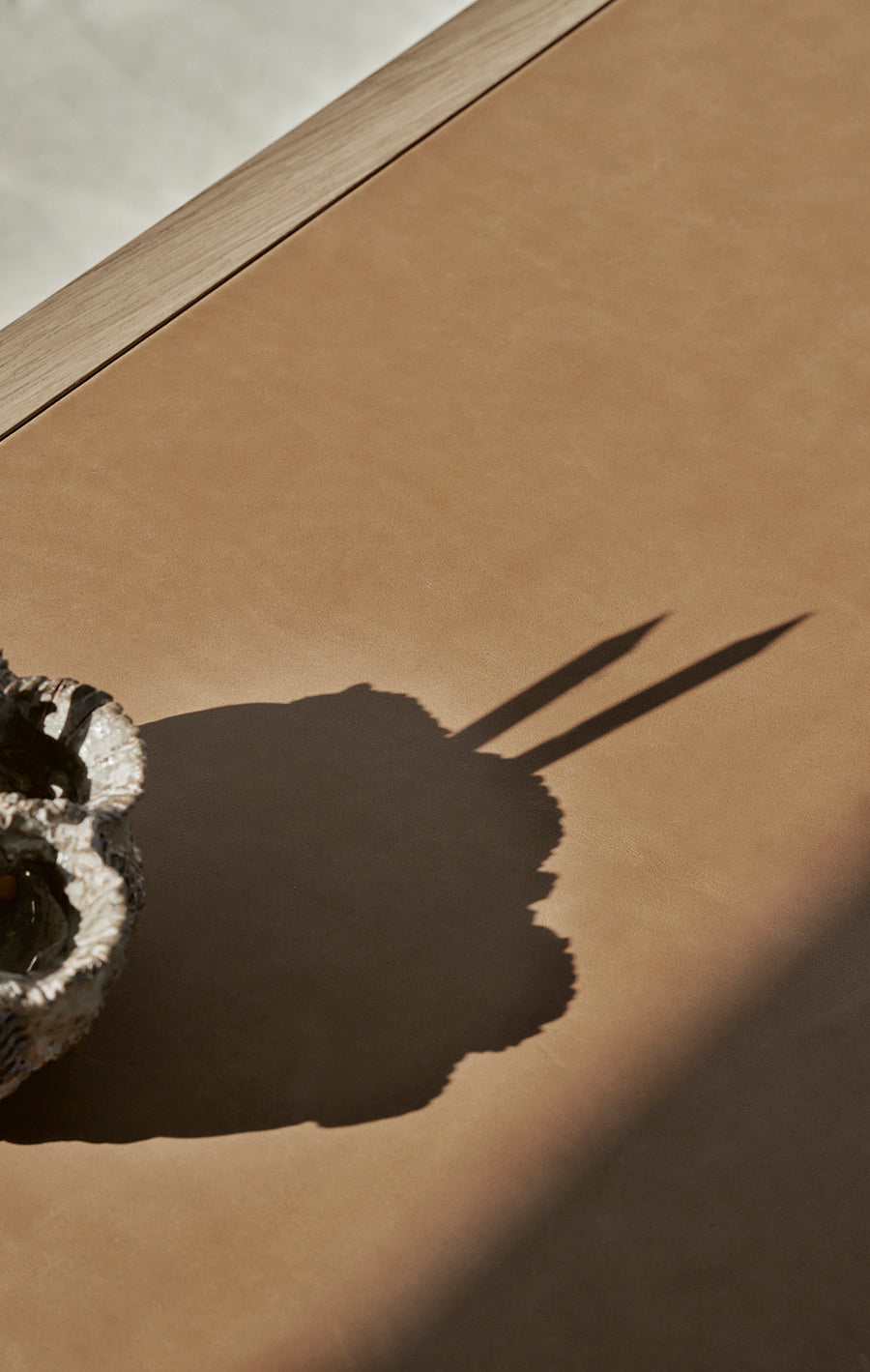 VIPP430 Studio Desk, camel leather fra Vipp - 5 - Jacobsen Plus