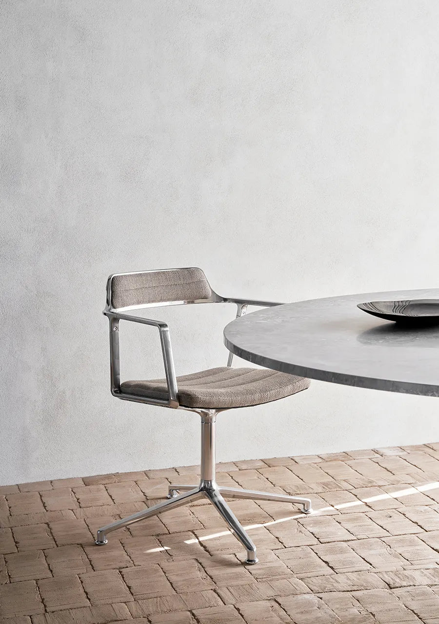 VIPP452 Swivel Chair, dark sand fra Vipp - 3 - Jacobsen Plus