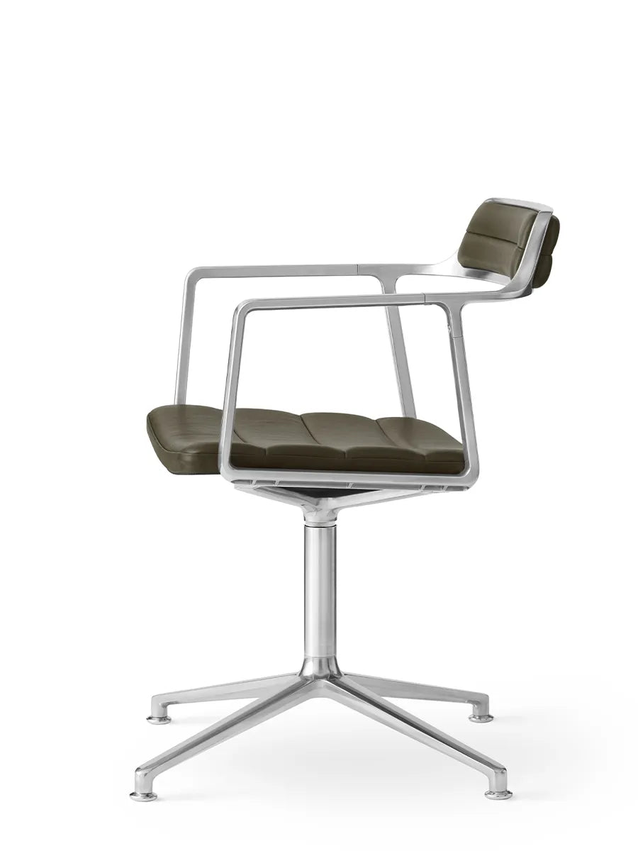 VIPP452 Swivel Chair, bosco grøn læder fra Vipp