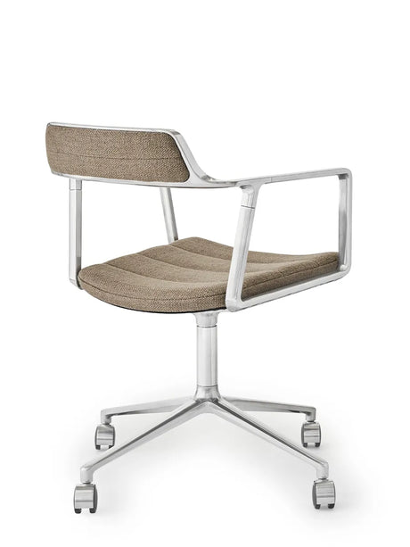 VIPP452 Swivel Chair m/hjul, dark sand fra Vipp - 2 - Jacobsen Plus