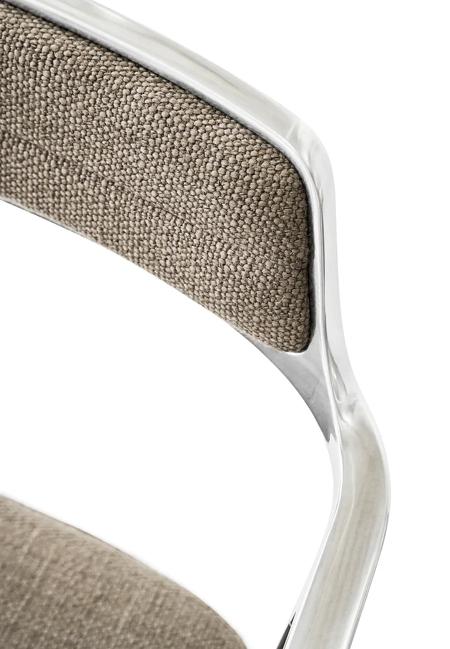 VIPP452 Swivel Chair, dark sand fra Vipp