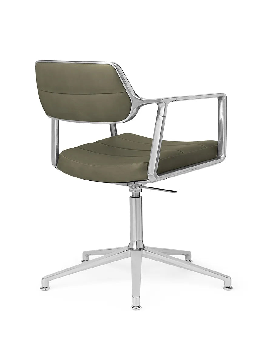 VIPP453 Swivel+ Chair, bosco grøn læder fra Vipp