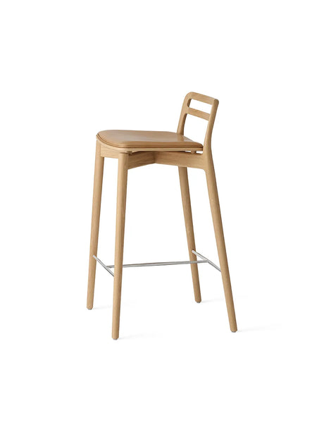 Cabin counterstol fra Vipp - Lys eg - Sand læder - Jacobsen Plus