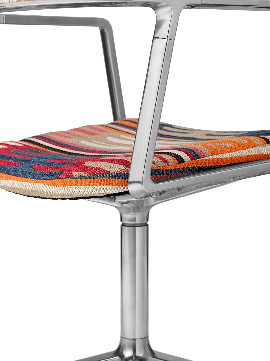 VIPP452 Swivel Chair, todos santos fra Vipp