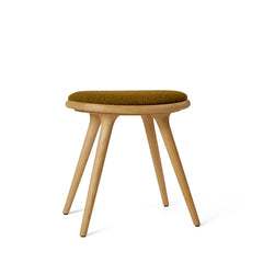 Low Stool, olieret eg, Kvadrat Baru 0450 , 47 cm skammel fra Mater