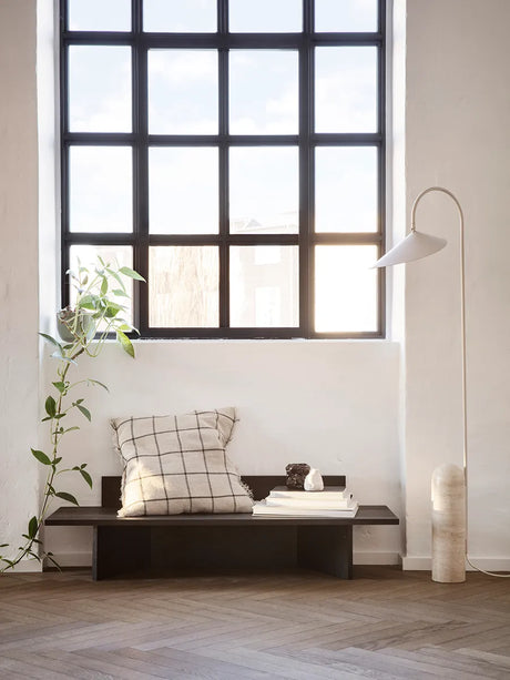 Arum Gulvlampe fra Ferm Living - Sort - Jacobsen Plus