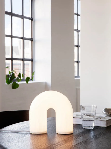 Vuelta bordlampe fra Ferm Living - 3 - Jacobsen Plus