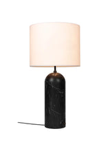 Gravity Low XL Gulvlampe, hvid skærm fra GUBI - Sort marmor - Jacobsen Plus