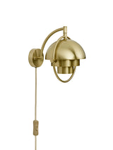 Multi-Lite væglampe fra GUBI - Messing skærm - messing stel - Jacobsen Plus