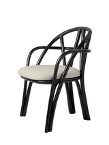 Bistra Dining Armchair fra GUBI - Ebony Painted Rattan / Fustagno 001 - Jacobsen Plus
