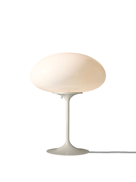 Stemlite opal bordlampe fra GUBI - Pebble Grey - Jacobsen Plus