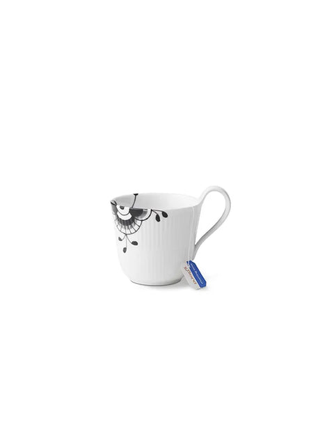 Royal Copenhagen Sort Mega Riflet, højhankskop 33 cl - 2 - Jacobsen Plus
