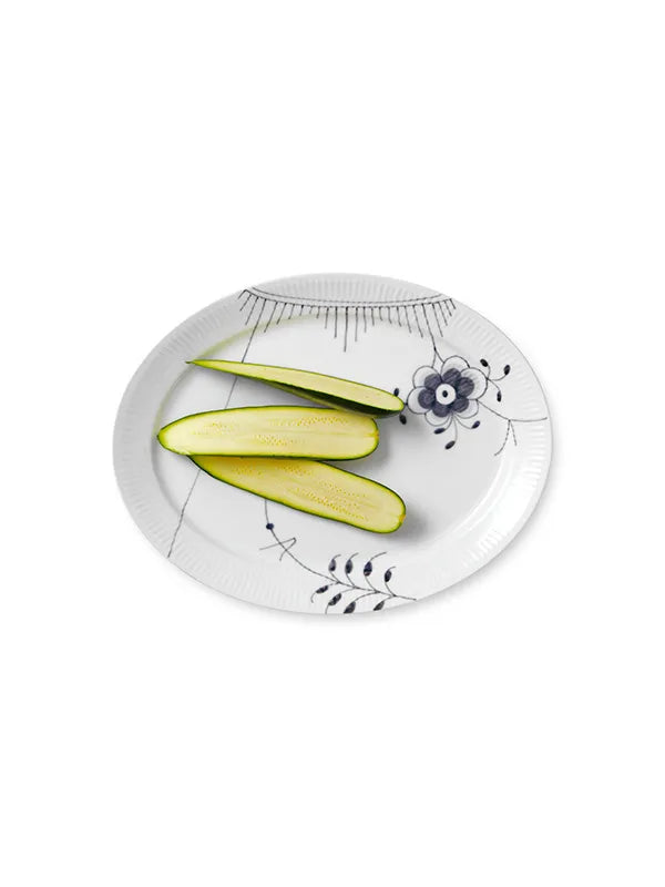 Royal Copenhagen Sort Mega Riflet, oval tallerken 34 cm