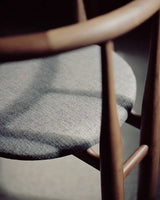 Bukowski Chair, valnød fra New Works - 3 - Jacobsen Plus