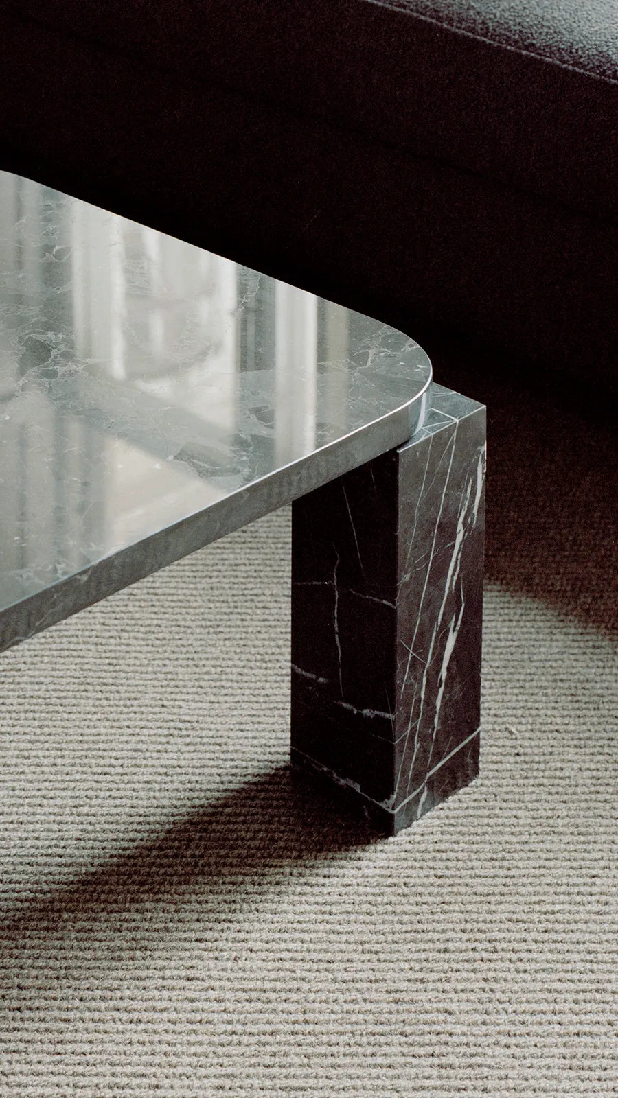 Atlas Sofabord 600x600, Costa Black Marble fra New Works - 3 - Jacobsen Plus