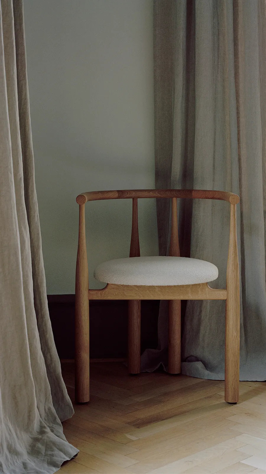 Bukowski Chair, eg fra New Works