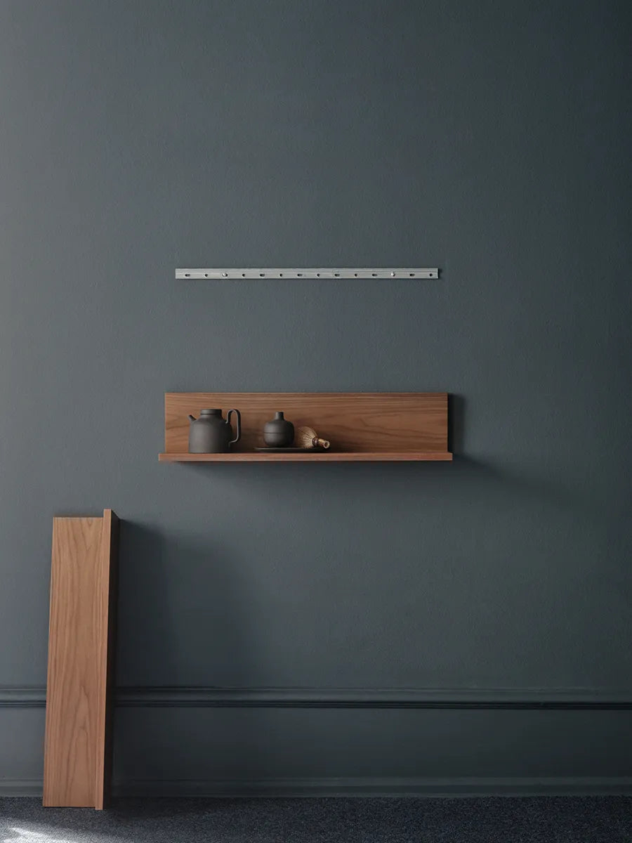 Tana Wall Shelf, walnut fra New Works