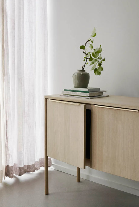 Skagerak Jut Cabinet fra Fritz Hansen - Olieret eg - Jacobsen Plus
