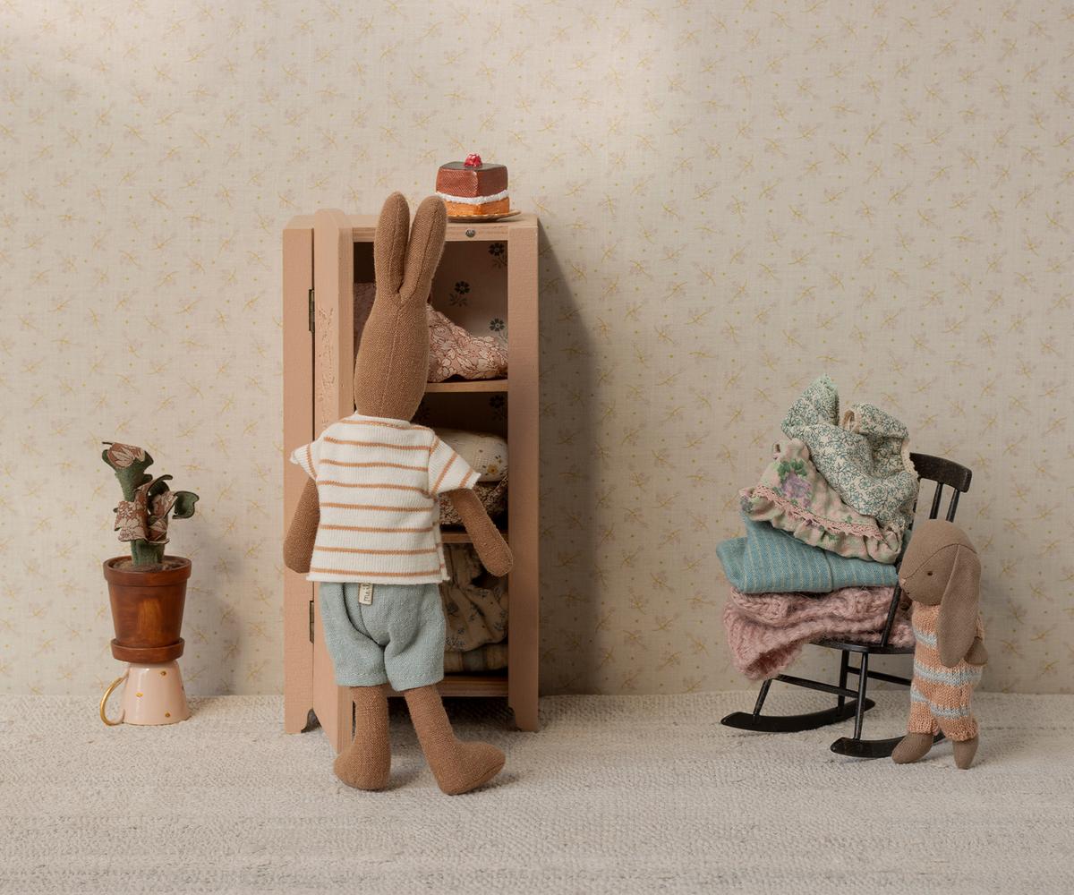 Miniature skab Lys rosa fra Maileg - 2 - Jacobsen Plus