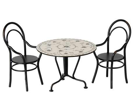 Spisebord med 2 stole fra Maileg - 1 - Jacobsen Plus