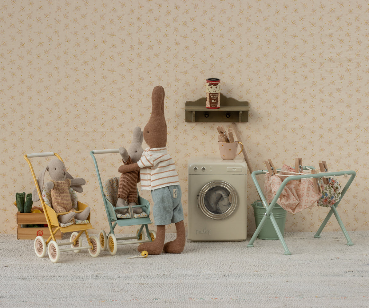 Miniature tørrestativ med tøjklemmer fra Maileg - 2 - Jacobsen Plus