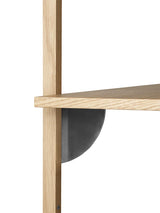 Sector Shelf T/W fra Ferm Living - Eg m-sort messing - Jacobsen Plus
