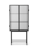 Haze vitrineskab, reeded glass fra Ferm Living - Black - Jacobsen Plus