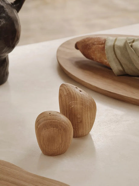 Cairn Salt & Pepper Shakers fra Ferm Living - 2 - Jacobsen Plus