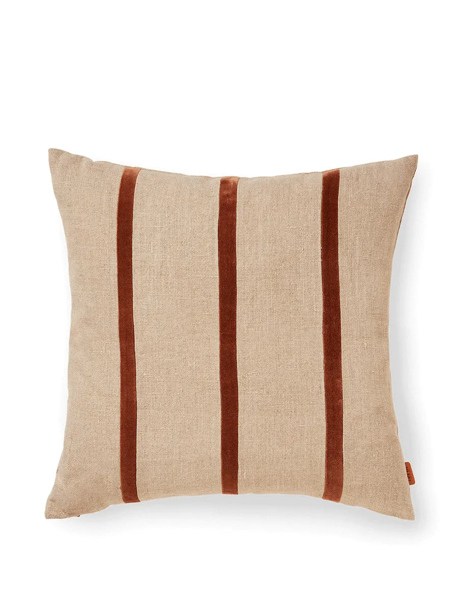 Senti Stripe Cushion fra Ferm Living - Carob Brown - Jacobsen Plus