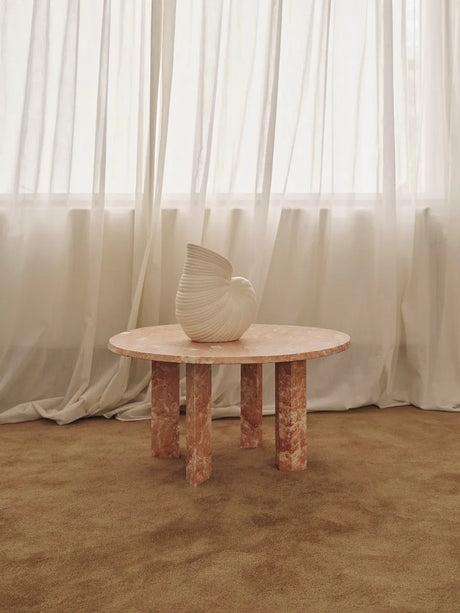 Taula Coffee Table fra Ferm Living - Sand - Jacobsen Plus