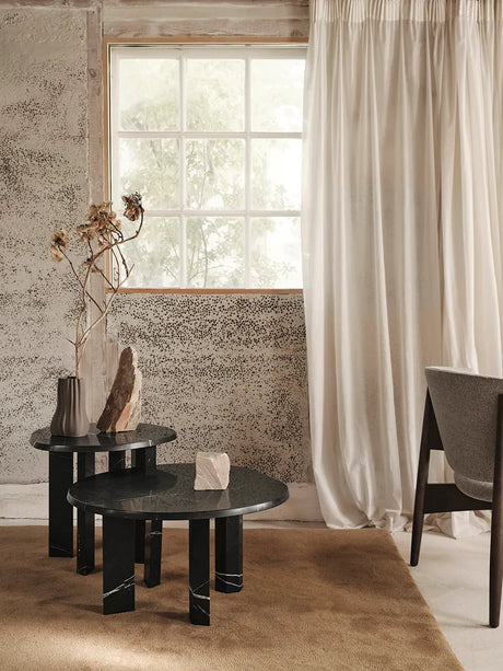 Taula Side Table fra Ferm Living - Sand - Jacobsen Plus